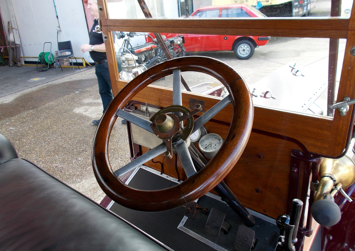 1909 Rover 15hp -FM1095- Cockpit